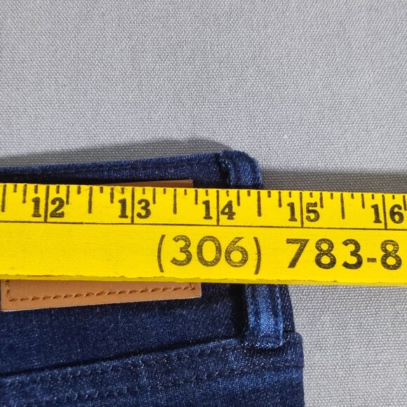 Calvin Klein Jeans women's size 8 dark wash blue High rise Skinny leg denim - Picture 12 of 16